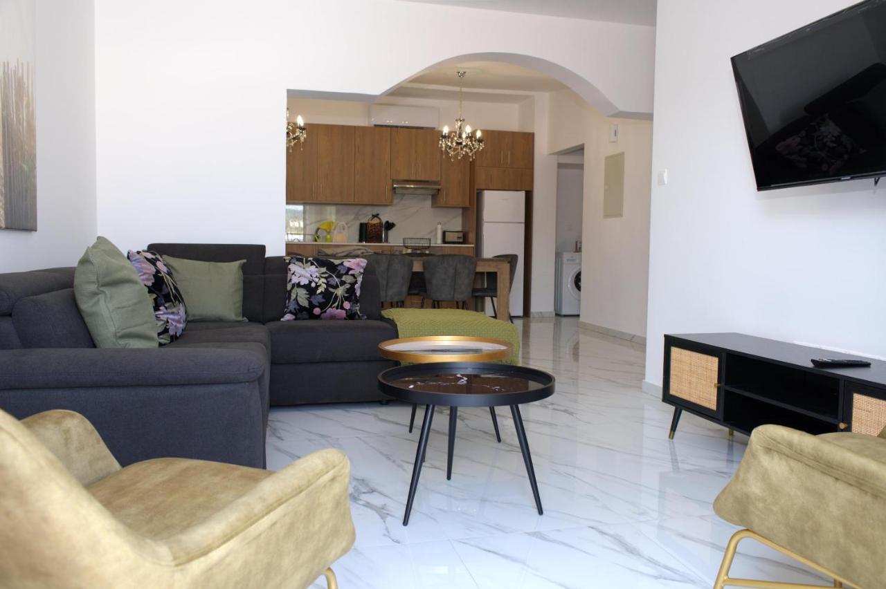 Musan Boutique Apartments Ajía Nápa Eksteriør bilde